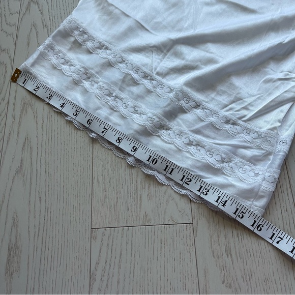 Vintage White Lace Trim 100% Nylon High Rise Wide Leg Bloomers Pettipants Shorts - Picture 16 of 16